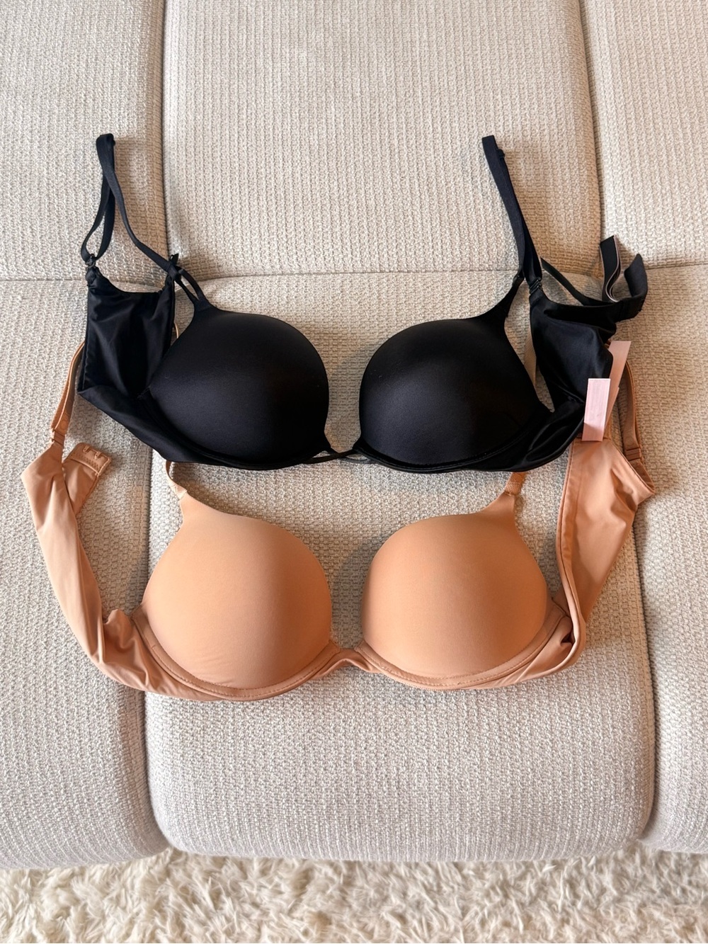 Victoria's Secret T-shirt Push-up Bra Duo - Black & Nude 36AA